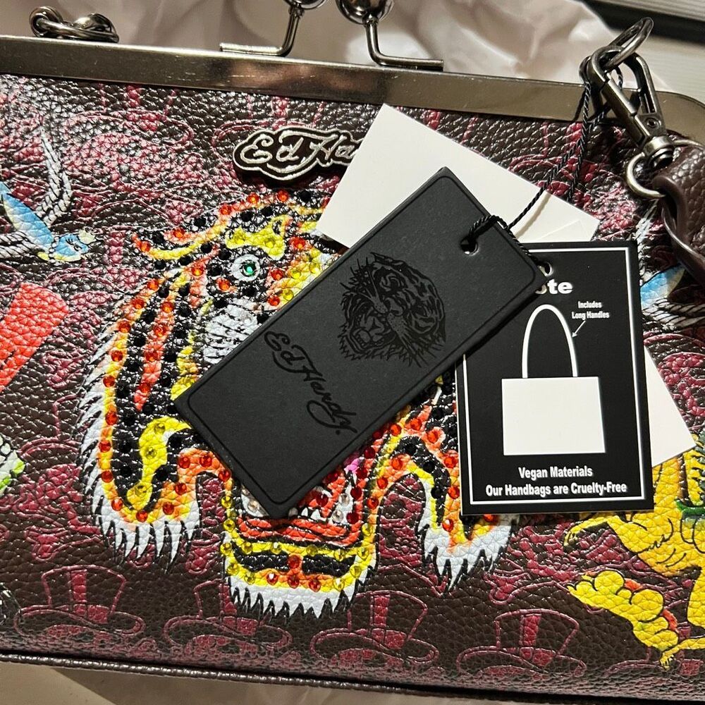 New Retro Y2K Ed Hardy Logo Bling Tiger Kiss lock Clutch removable chain strap - Picture 5 of 6